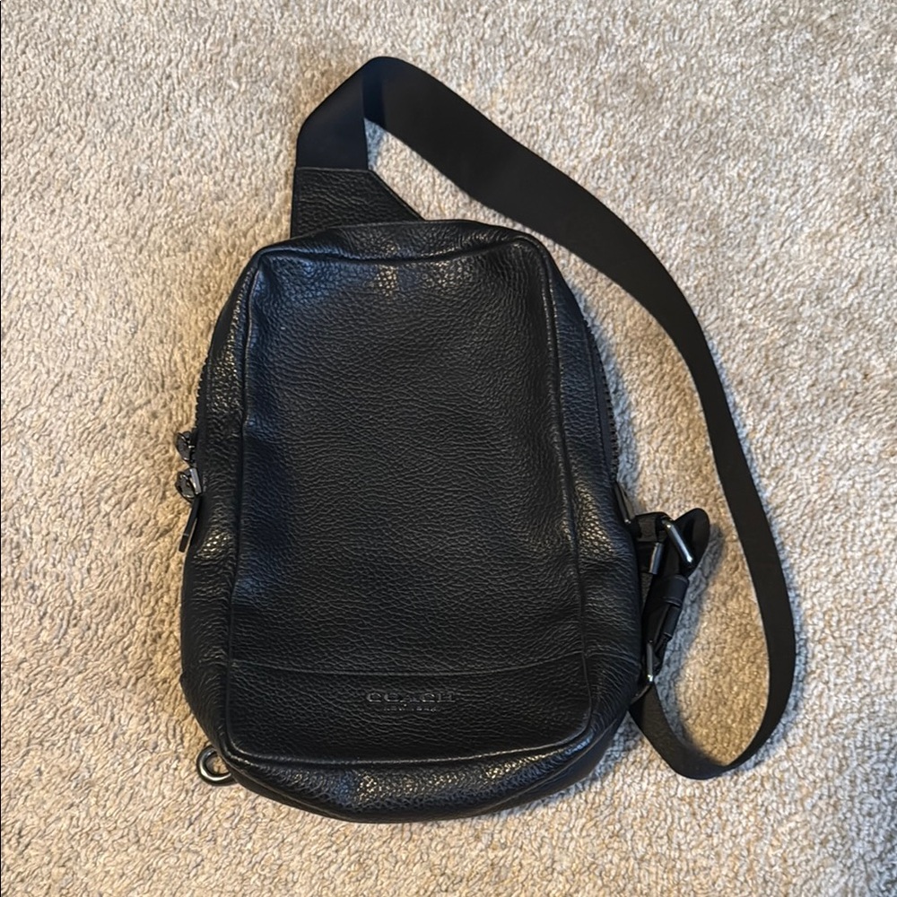 Coach Black Sling Bag Sleek Minimalist Design